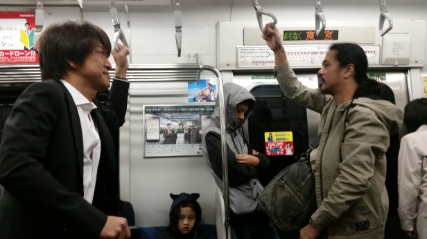 a japanese talks to robert in tagalog