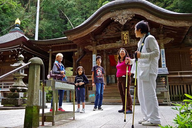 us with pilgrim blue dragon or chikurin